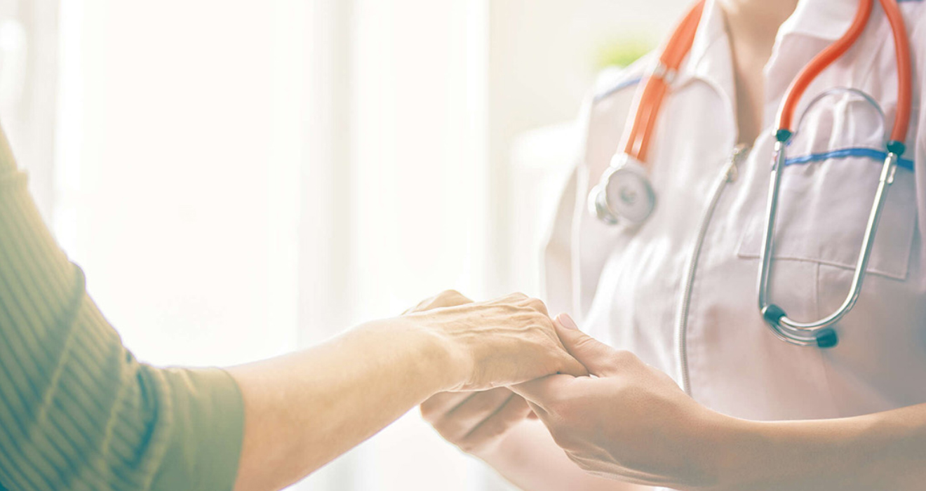 Oncologist consulting patient for cancer treatment in Ayapakkam